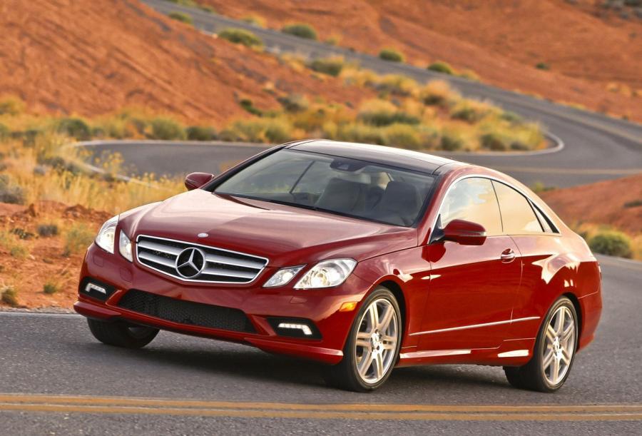  Mercedes-Benz E-Class Coupe 2012 года  (фото 7 из 9)
